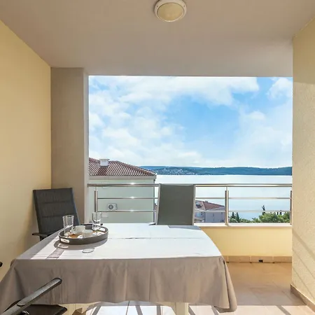 Sunce By Interhome Apartman Trogir